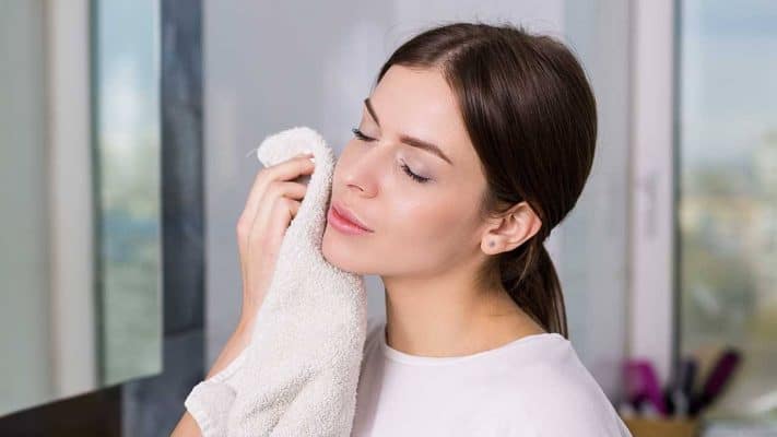 facial cleanser face